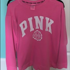 women’s victoria’s secret crew neck.